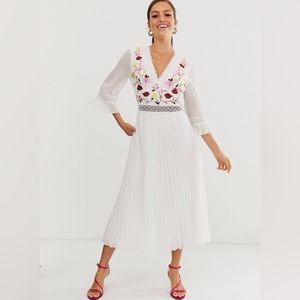 NWOT W’s ASOS DESIGN Lace Insert Pleated Midi Dress with Embroidery sz 12